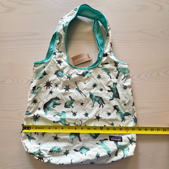 New Patagonia Shopper Tote Bag Upcycled Packable Foldable with Tags - Picture 2 of 6
